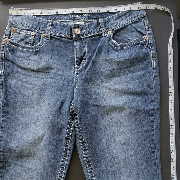 NWOT Maurices Women’s Jeans, Size 11/12, Curvy Fit, Denim, Cute Back Pocket, - Picture 6 of 8
